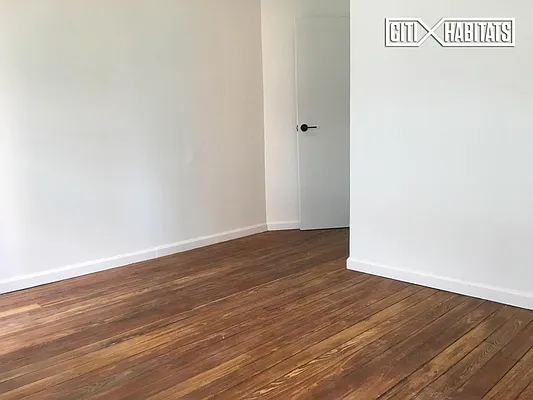 Rented by Citi Habitats | media 10