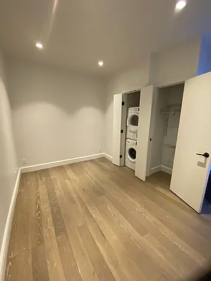 Rented by Blip LLC | media 7