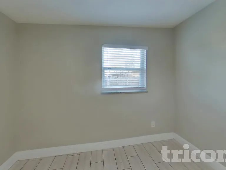 124 Upsala Rd — Photo 8