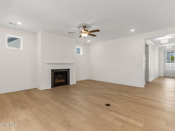 4th image of 4026 Watersail Drive #120