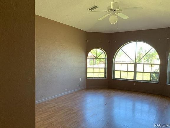 5th image of 7146 Skylark Dr