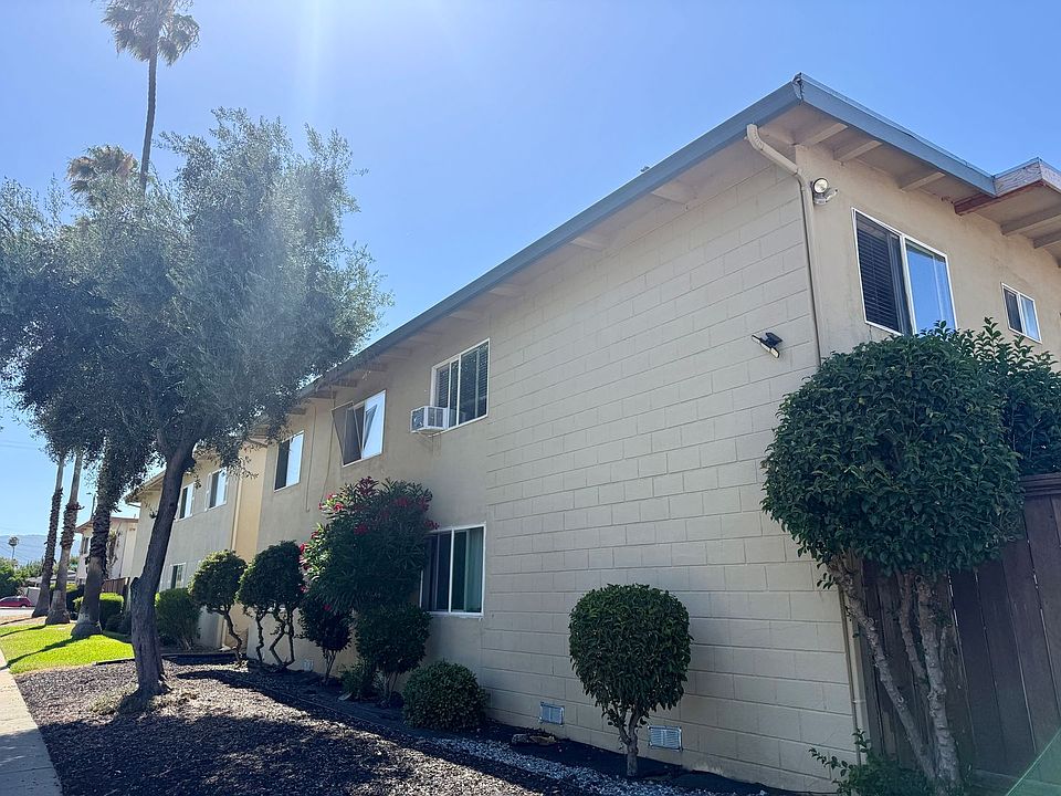 1st image of 1805 Bradford Way