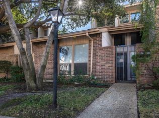 9222 Firelog Ln, Dallas, TX 75243