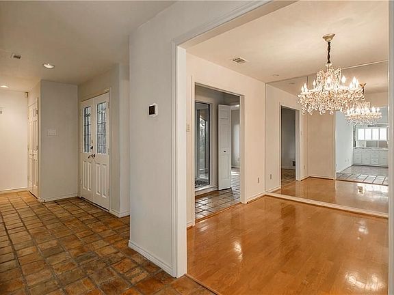 3rd image of 6025 Daven Oaks Dr