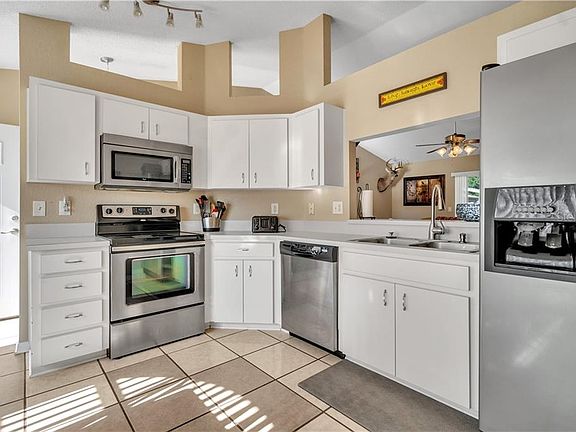 5th image of 8134 Oakhurst Blvd