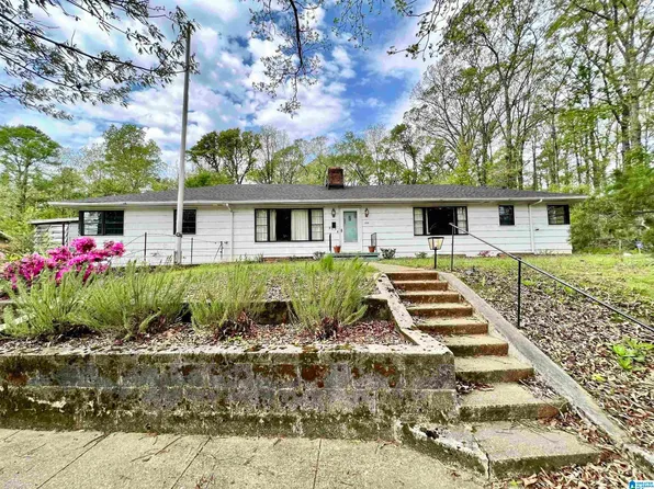 333 15th Ave SW, Childersburg, AL 35044