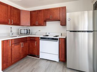 1415 Victoria St APT 311, Honolulu, HI 96822
