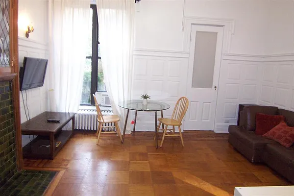 Rented by Susan Finkel, LREB | media 20