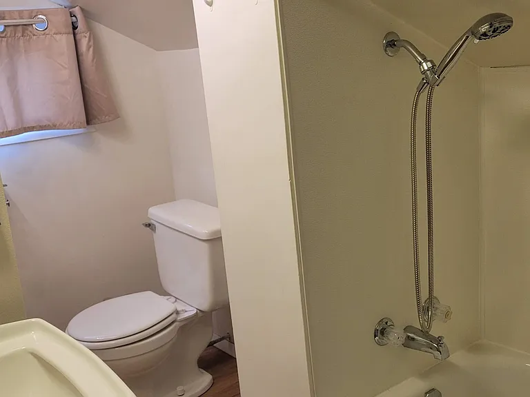 815 James St #2 — Photo 5