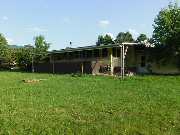 2nd image of 305 Jones Rd