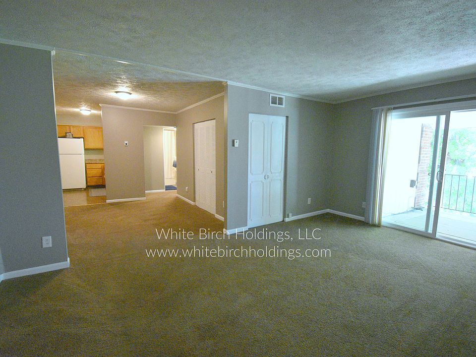 1st image of 2915 Pine Ave #2B
