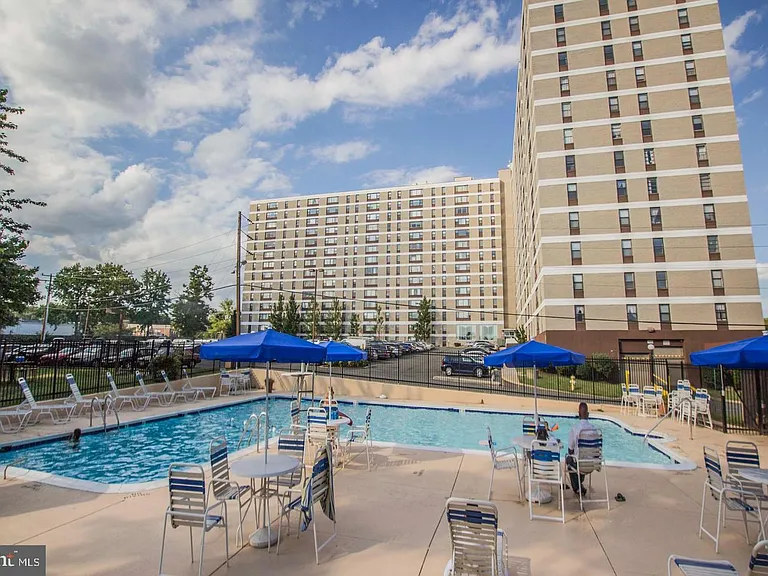 4600 Duke St #701 — Photo 48