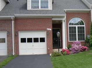 234 N View Cir, Warrenton, VA 20186