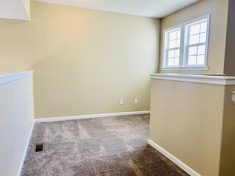 2705 Kathie Dr — Photo 11