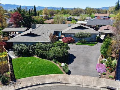 2424 Pembroke Cir, Medford, OR, 97504
