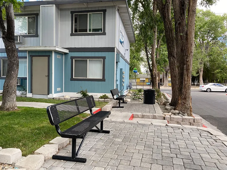 Mountain Vista Apartments — Photo 10