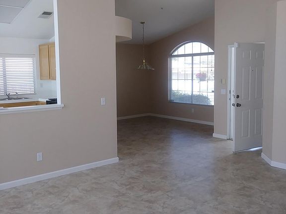 4th image of 65901 Avenida Ladera
