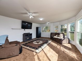 505 Bellevue Dr, Cleburne, TX 76033