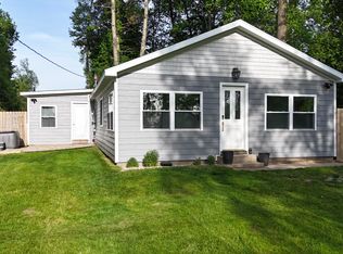 17259 Paradise Lake Rd, Vandalia, MI 49095