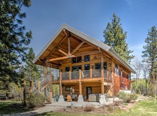 24 Wright Rd, Winthrop, WA 98862