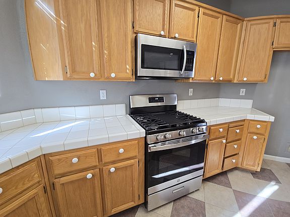 4th image of 8218 Dutcher Ct