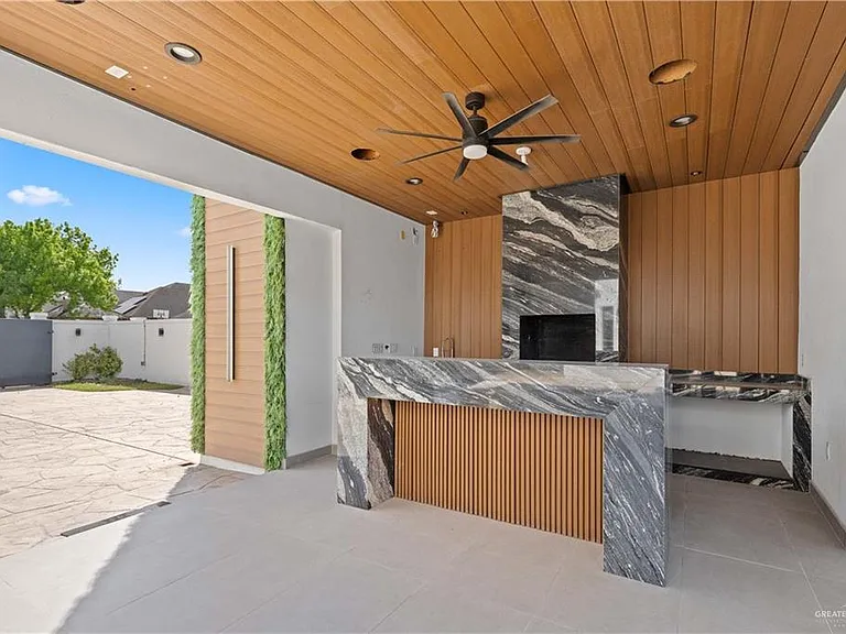 2505 May Ave — Photo 27