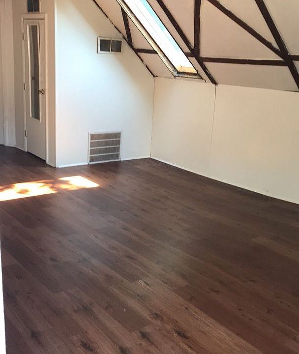 1st image of 510 E Smith Ave #3