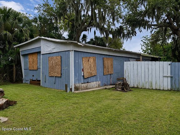 4th image of 6969 Melaleuca Rd