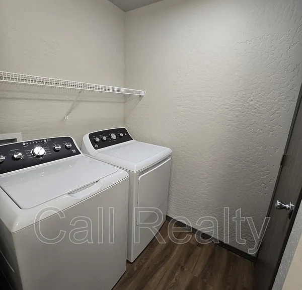 308 S Clinton Rd — Photo 9