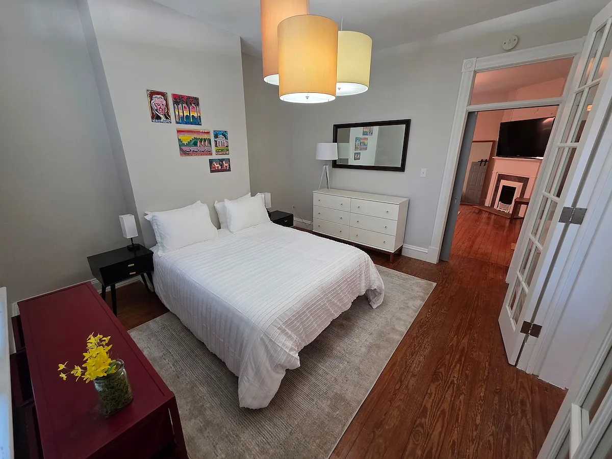 2 bed, 1059 sqft, $3,200 — Photo 4