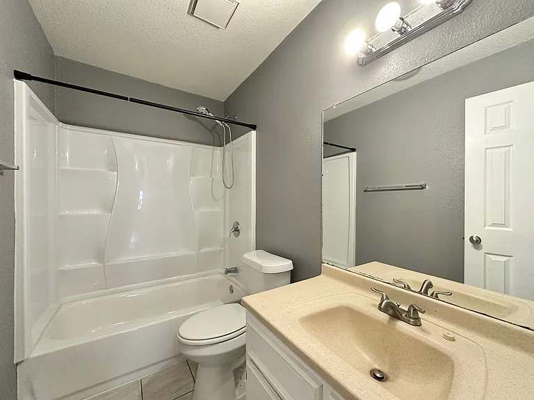 2108 Acron Dr — Photo 28