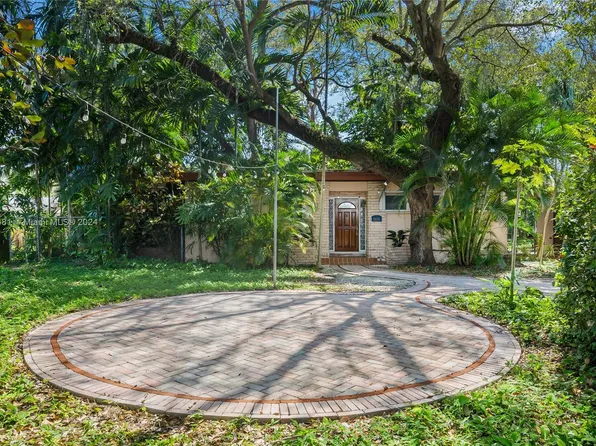 1624 NE 146th St, Miami, FL 33181