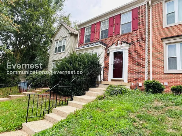 20865 Sandstone Sq, Sterling, VA 20165