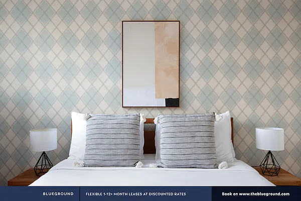 Rented by The Blueground | media 12