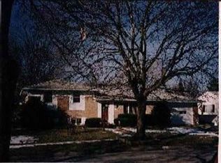7265 Brookside Dr, Lambertville, MI 48144