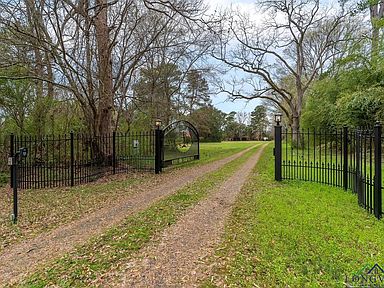 6449 County Road 322, Waskom, TX 75692 | MLS #20241471 | Zillow