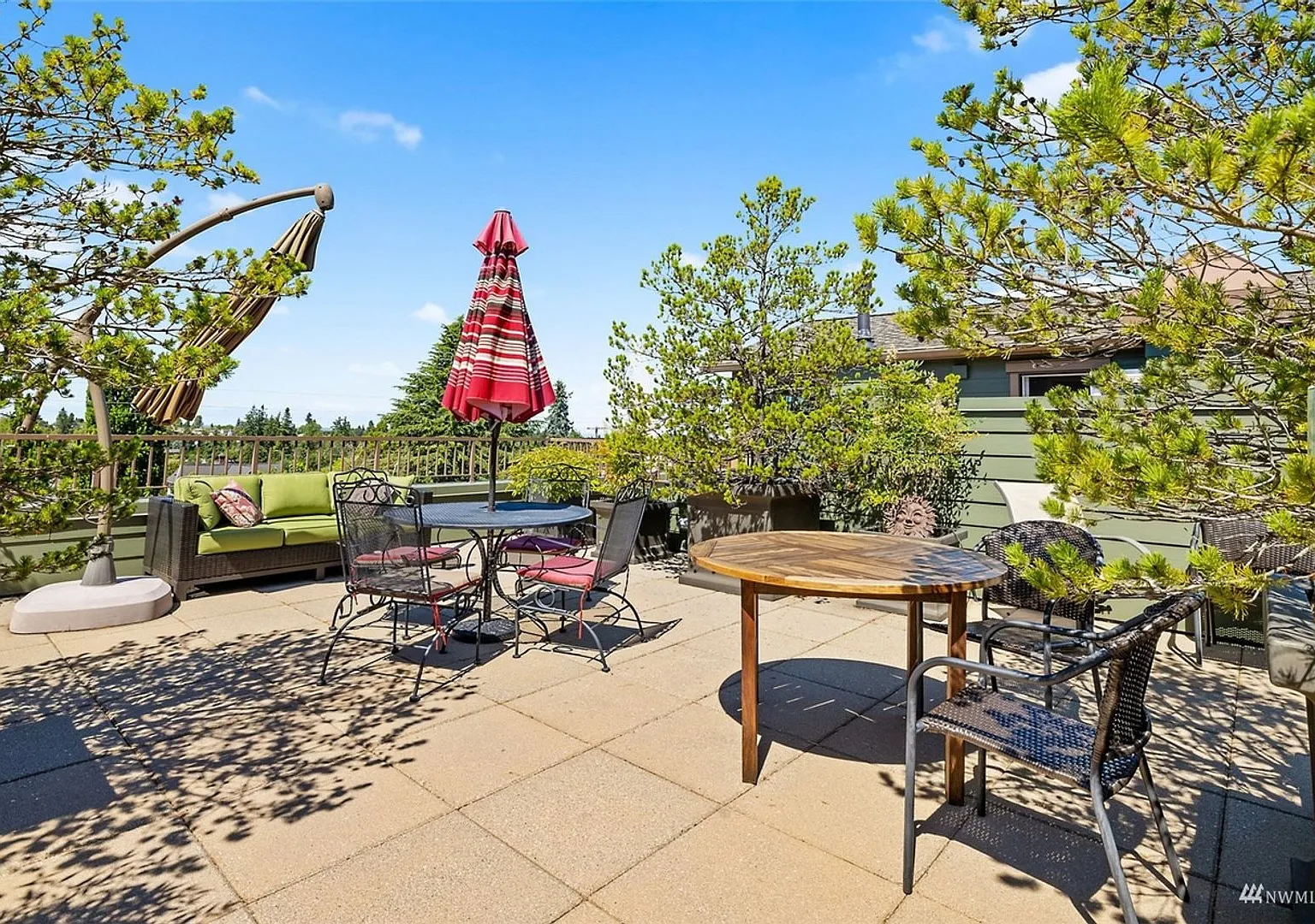 Rustic 1 Bedroom Condo Near Alaska Junction! — Photo 3