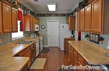 Ktichen
						:
						Remodeled kitchen with tons of storageption