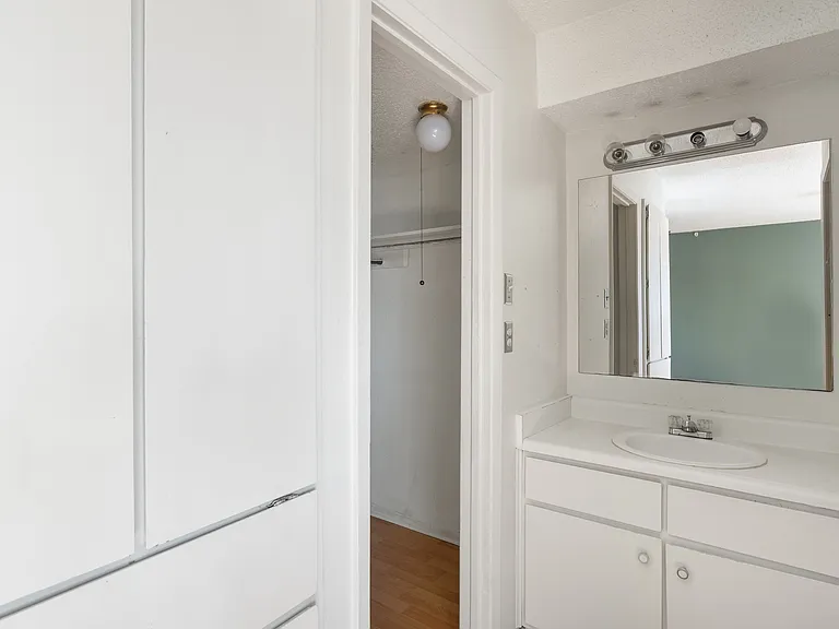 515 Krebs Ln #201 — Photo 9