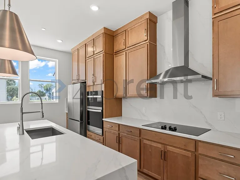 267 Llewellyn Ave — Photo 19