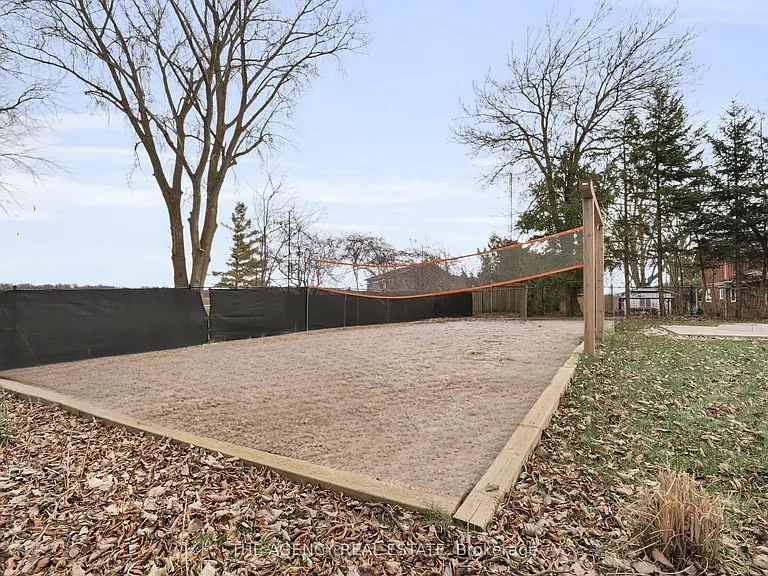 8464 Adams Ct — Photo 31