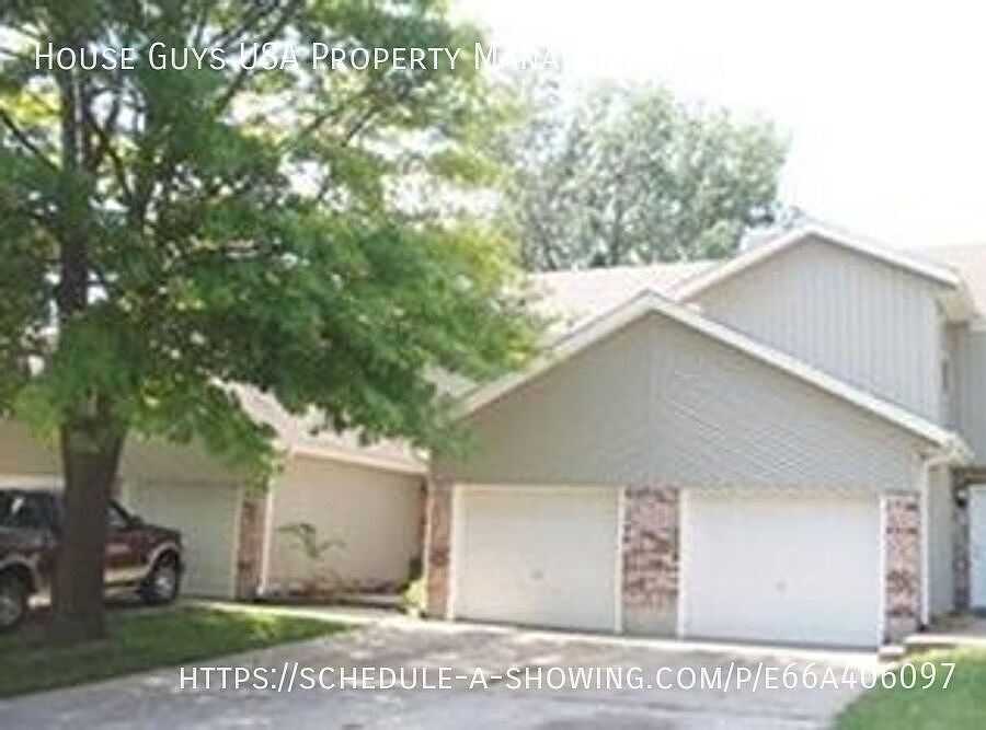 1st image of 212 NE Cedar Ct