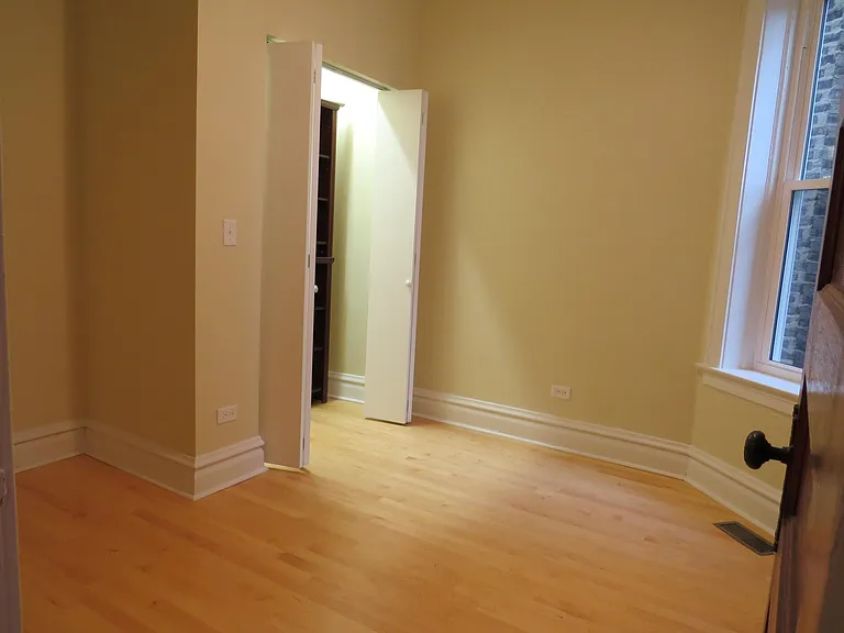 2504 N Richmond St #1 — Photo 11