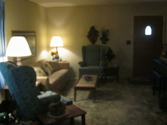 2nd image of 1023 S Lombard Ave
