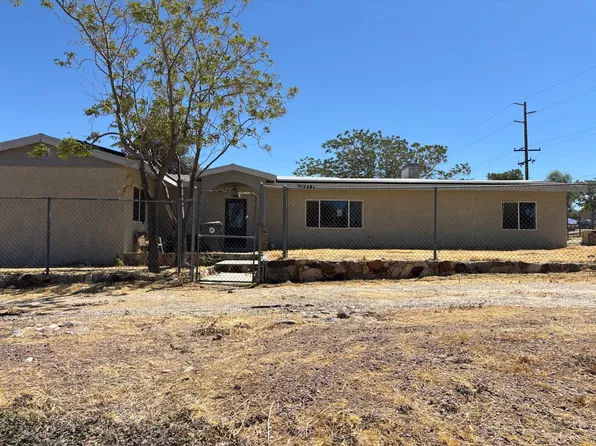 7681 Cherokee Trl, Yucca Valley, CA 92284