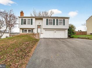 25109 Chimney House Ct, Damascus, MD 20872