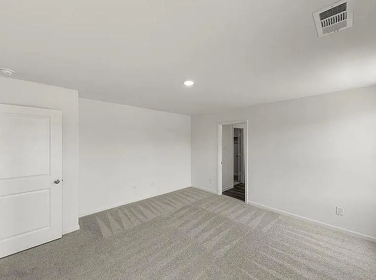 1871 Lockhart Dr — Photo 9