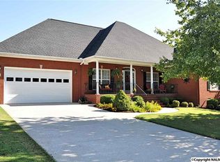 157 Lansdowne Dr, Madison, AL 35758