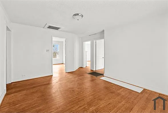 2712 24th St W — Photo 12