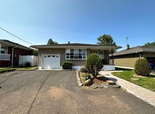 1135 N Stiles St, Linden, NJ 07036